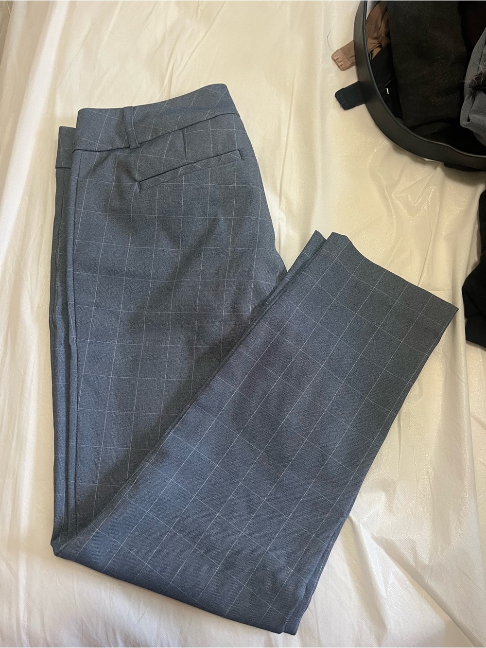 Van Heusen Women’s Gray Striped Dress Pants